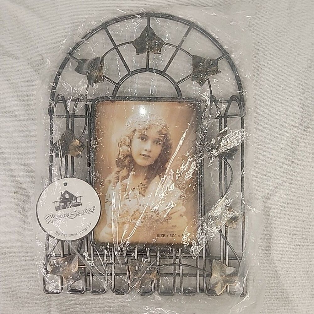 Picture Frame Metal Photo 3 1/2' X 5" Wall Or Stand Ivy Design Home Styles NEW